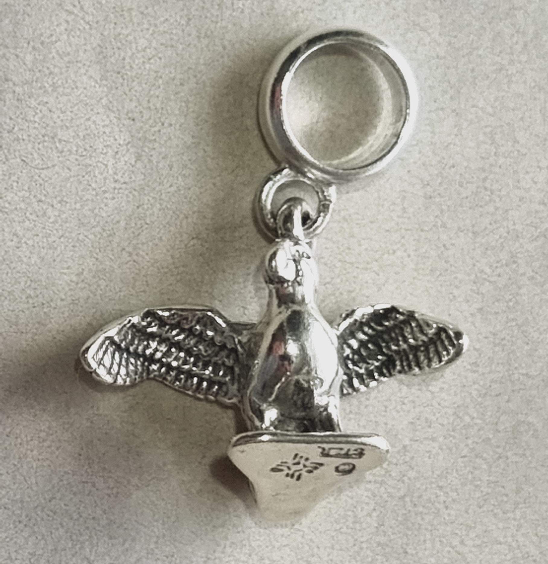 Puffin charm on bead pandora fitting